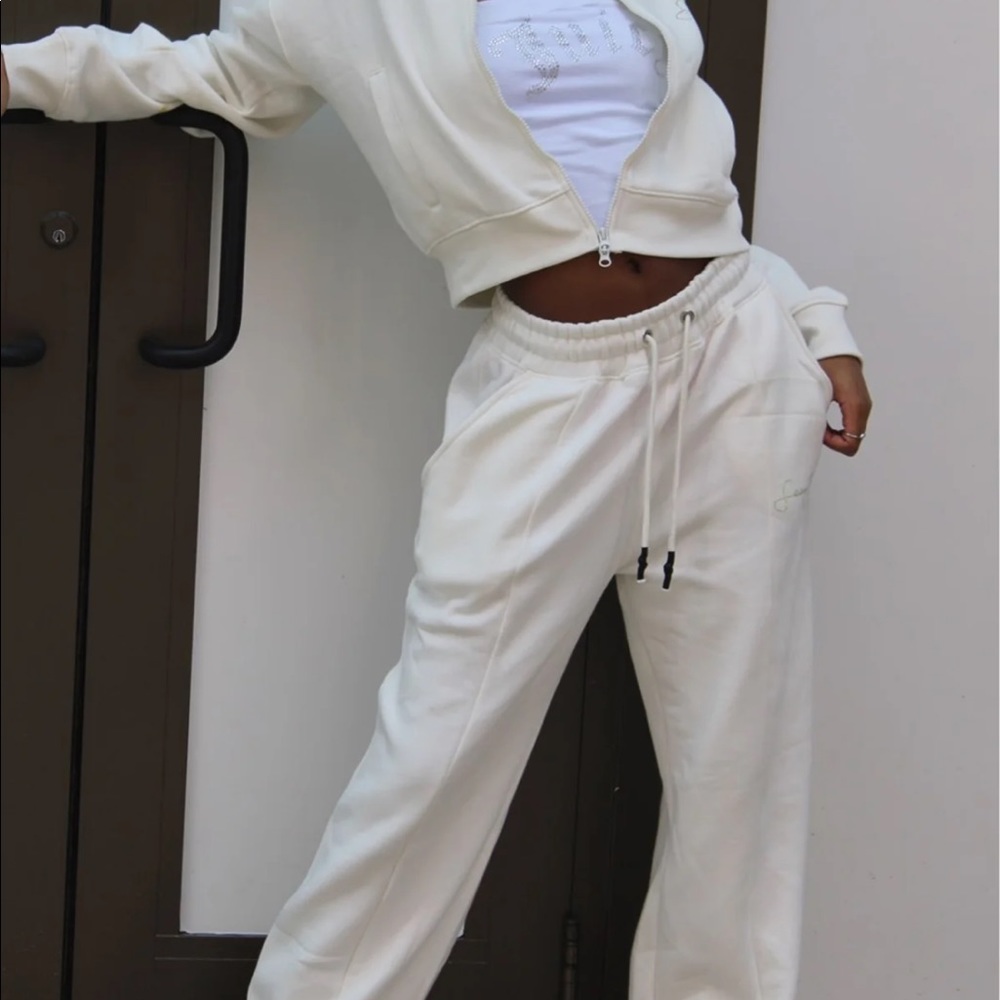 Sean John tracksuit 🤍